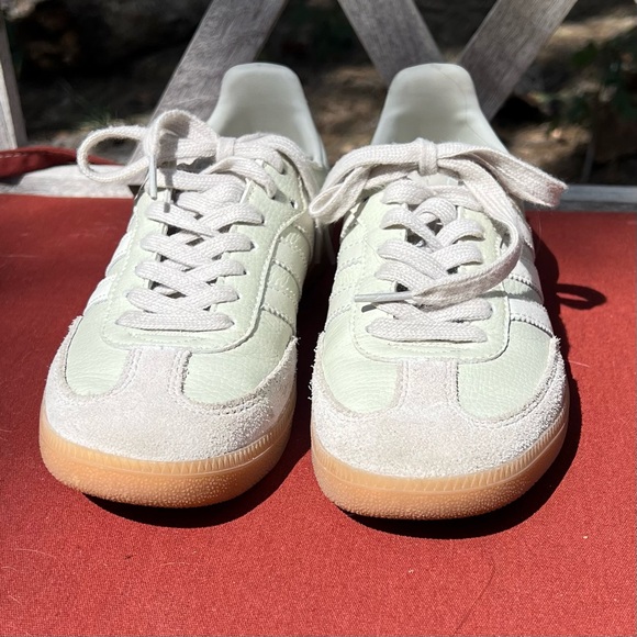 Adidas Samba OG, Hard to Find Neutral Color Size 6 - Picture 3 of 9